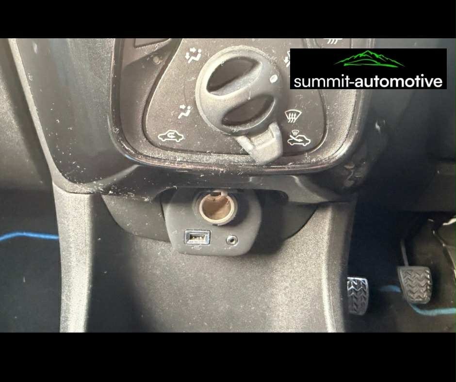 Used Toyota AYGO 2015 for sale - 76957133: Photo 16