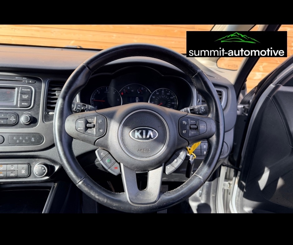 Used Kia Carens 2014 for sale - 76355010: Photo 10