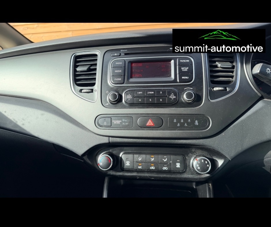 Used Kia Carens 2014 for sale - 76355010: Photo 19