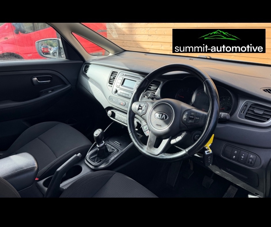 Used Kia Carens 2014 for sale - 76355010: Photo 4