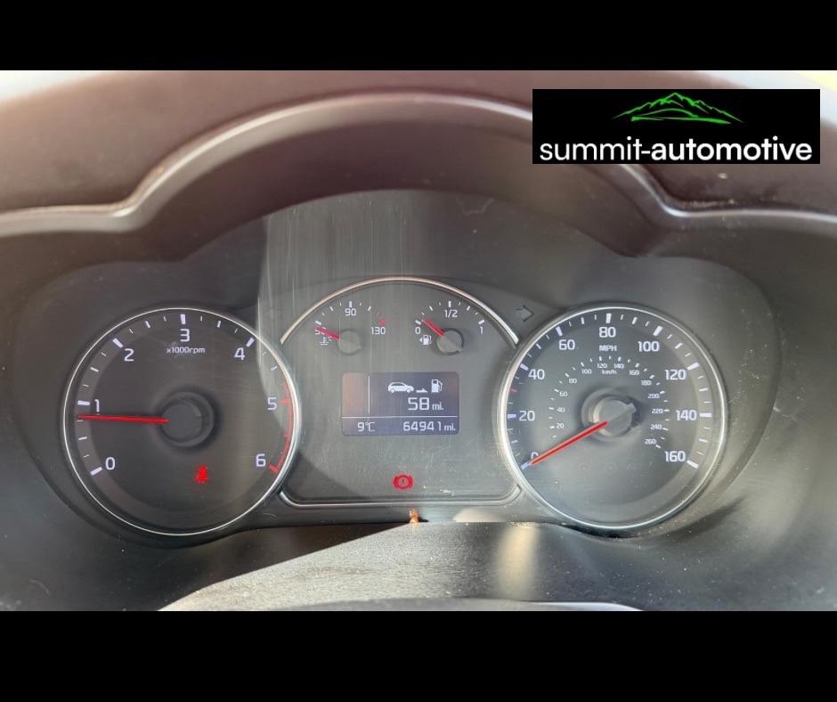 Used Kia Carens 2014 for sale - 76355010: Photo 6