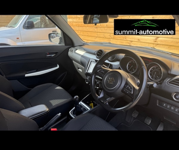 Used Suzuki Swift 2018 for sale - 75594417: Photo 4