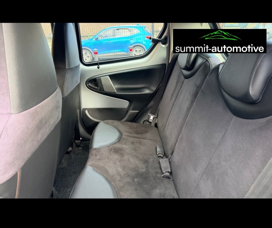 Used Toyota AYGO 2012 for sale - 76355000: Photo 18