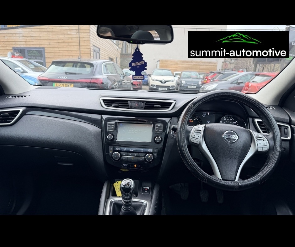 Used Nissan Qashqai 2014 for sale - 77775225: Photo 4