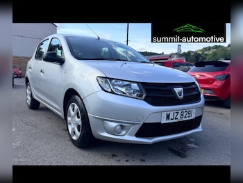 Used Dacia Sandero 2015 for sale - 79460023: Photo