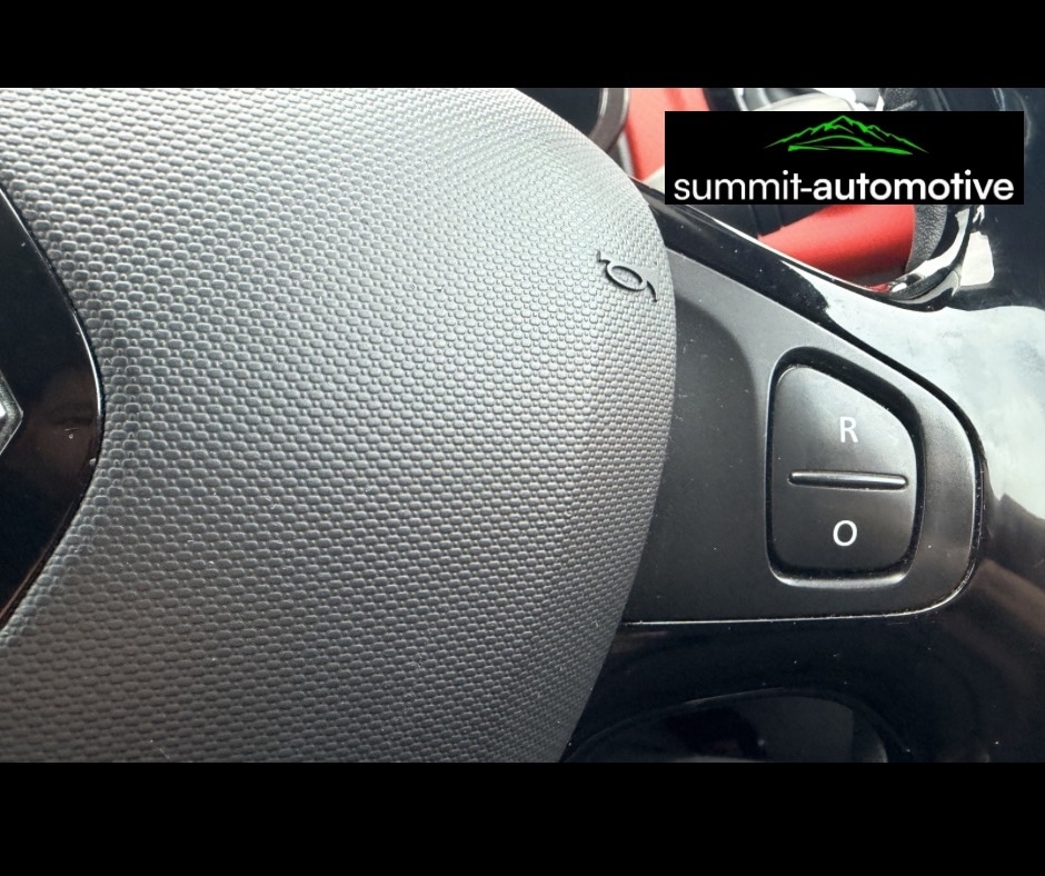 Used Renault Clio 2013 for sale - 77774831: Photo 14