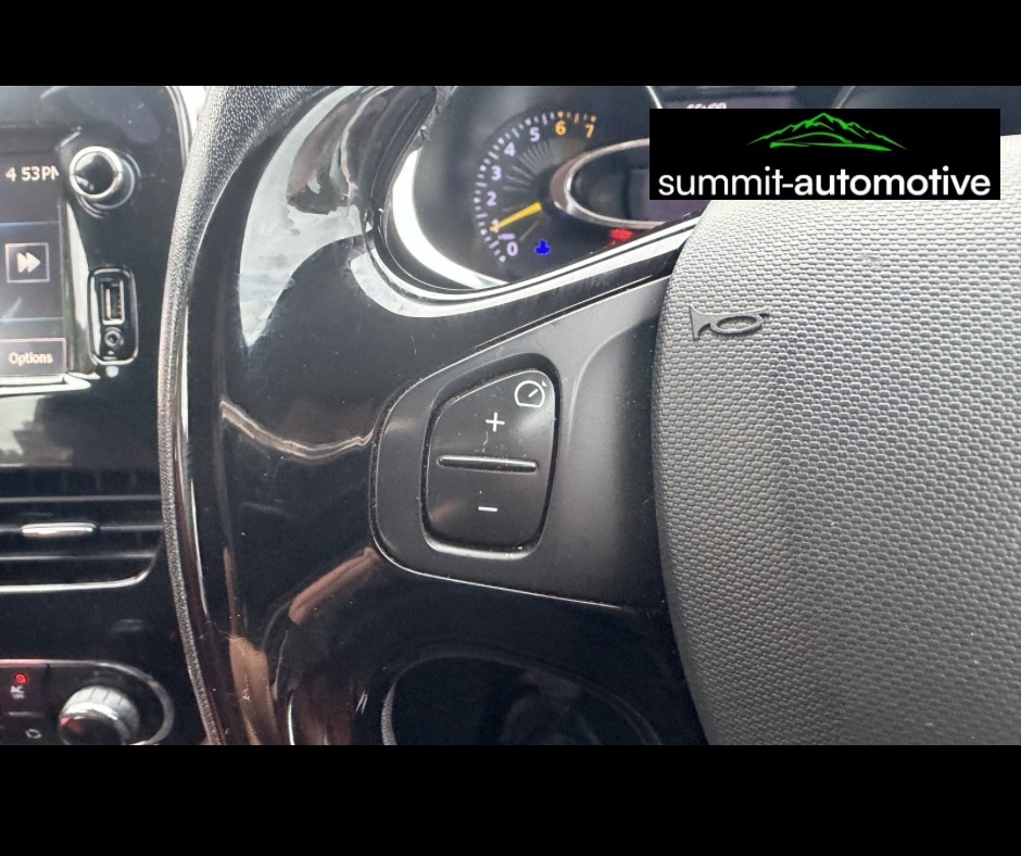 Used Renault Clio 2013 for sale - 77774831: Photo 15