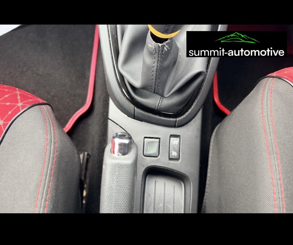 Used Renault Clio 2013 for sale - 77774831: Photo 17