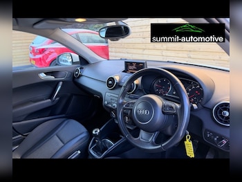 Used Audi A1 2013 for sale - 76957189: Photo