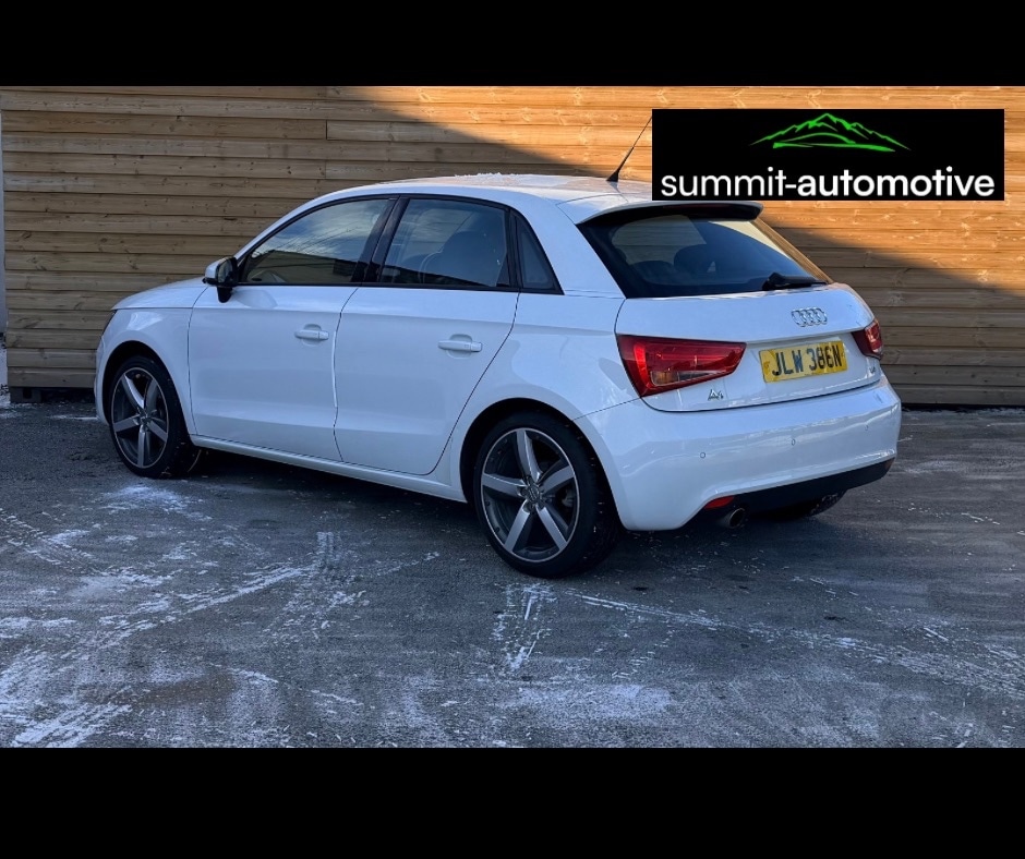 Used Audi A1 2013 for sale - 76957189: Photo 5