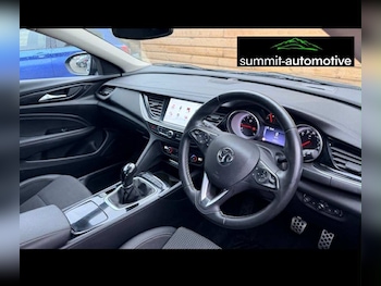 Used Vauxhall Insignia 2018 for sale - 77285776: Photo