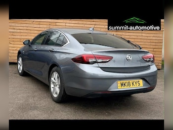 Used Vauxhall Insignia 2018 for sale - 77285776: Photo