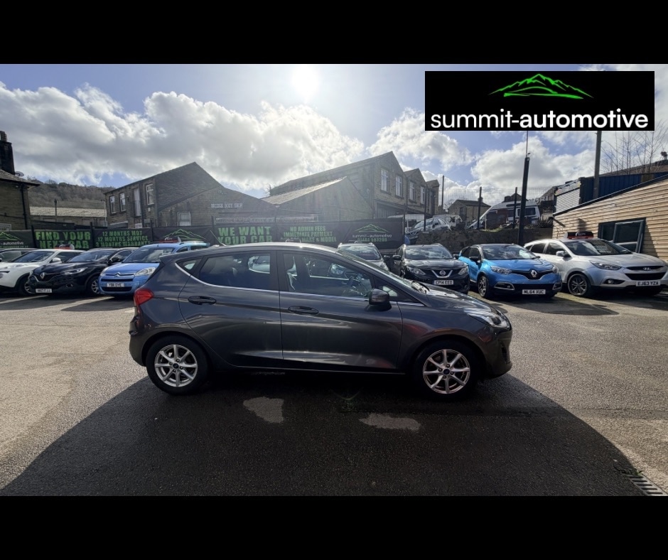 Used Ford Fiesta 2017 for sale - 77832035: Photo 11