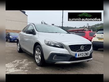 Used Volvo V40 2013 for sale - 79819546: Photo