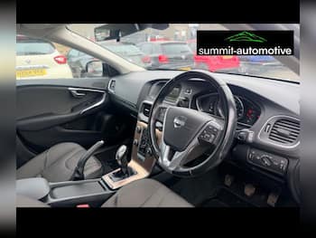Used Volvo V40 2013 for sale - 79819546: Photo