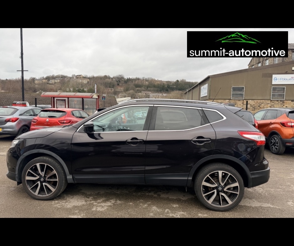 Used Nissan Qashqai 2015 for sale - 77775109: Photo 5