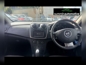 Used Dacia Sandero 2015 for sale - 78882993: Photo