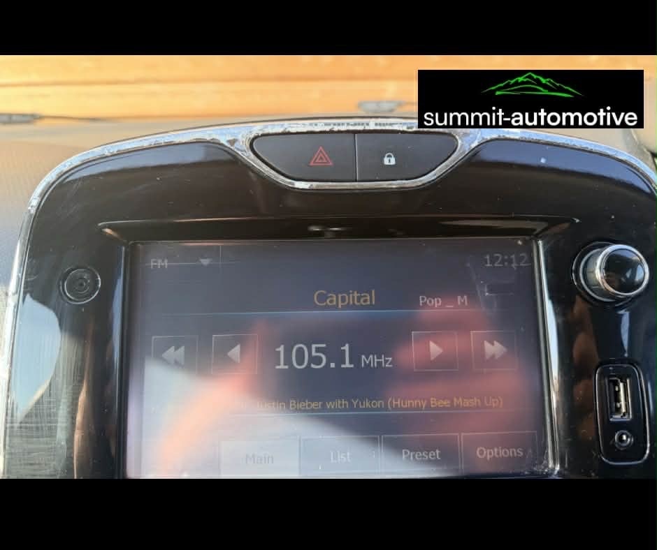 Used Renault Clio 2014 for sale - 77746296: Photo 17