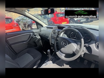 Used Dacia Duster 2016 for sale - 78883144: Photo