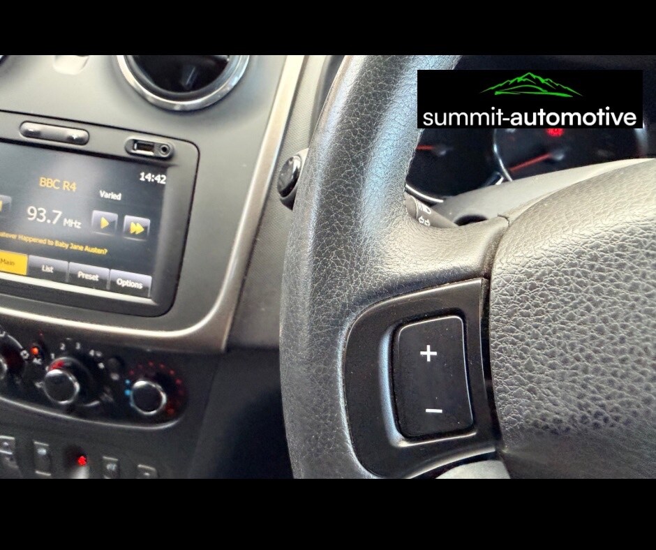 Used Dacia Sandero Stepway 2014 for sale - 76355013: Photo 15