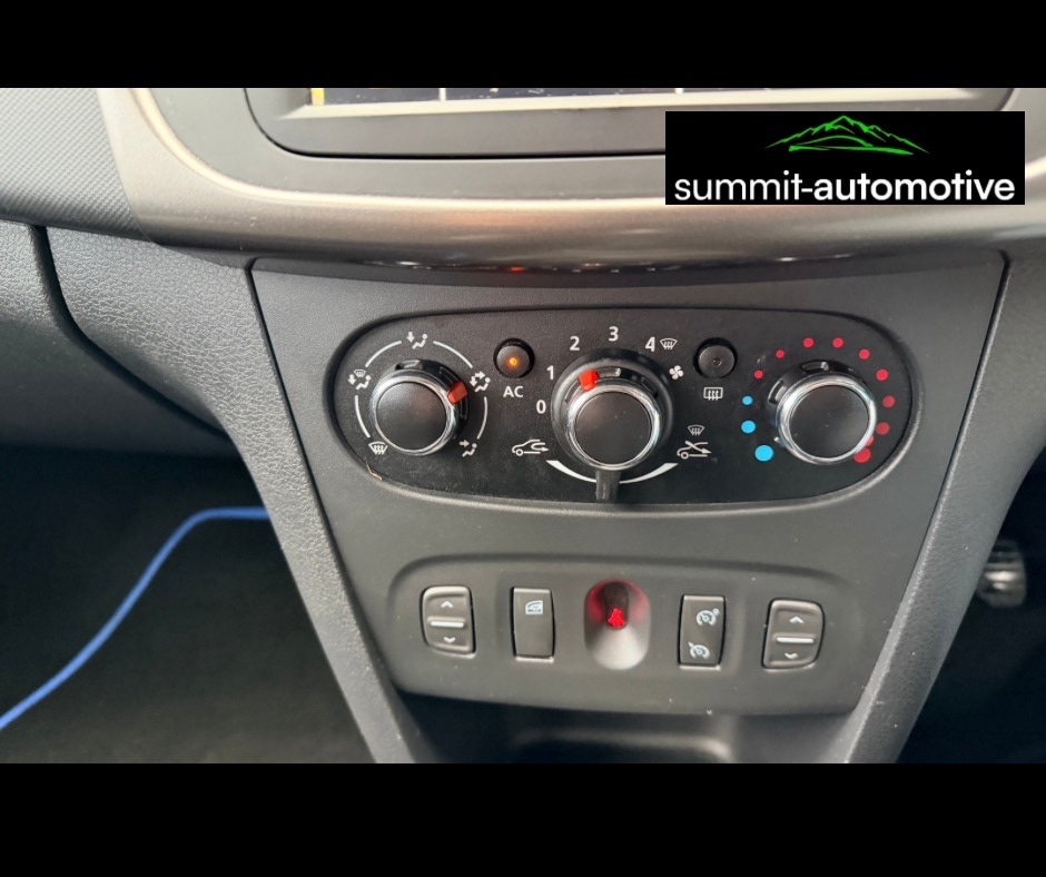 Used Dacia Sandero Stepway 2014 for sale - 76355013: Photo 17