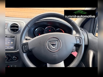 Used Dacia Sandero Stepway 2014 for sale - 76355013: Photo