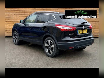 Used Nissan Qashqai 2015 for sale - 77285759: Photo
