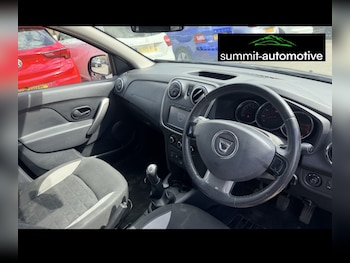 Used Dacia Sandero Stepway 2015 for sale - 78497933: Photo