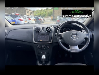 Used Dacia Sandero Stepway 2015 for sale - 78497933: Photo