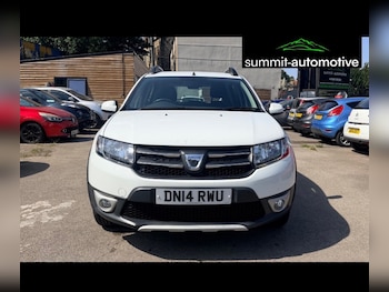 Used Dacia Sandero Stepway 2014 for sale - 79477895: Photo