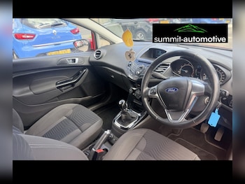 Used Ford Fiesta 2015 for sale - 79082332: Photo