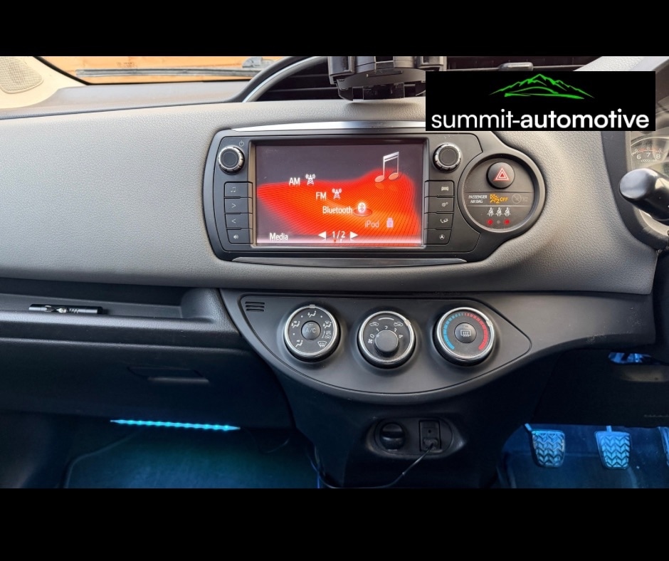 Used Toyota Yaris 2015 for sale - 76640933: Photo 13