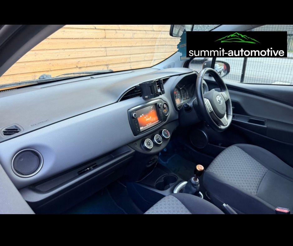 Used Toyota Yaris 2015 for sale - 76640933: Photo 14