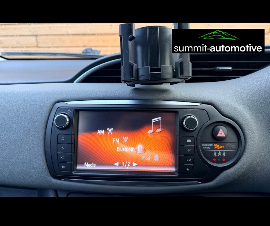 Used Toyota Yaris 2015 for sale - 76640933: Photo 15