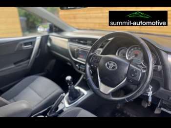 Used Toyota Auris 2014 for sale - 74662230: Photo