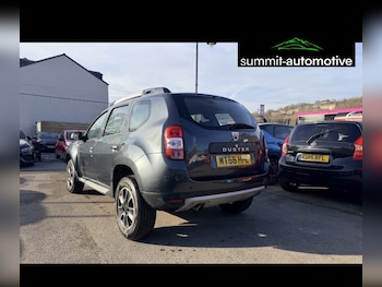 Used Dacia Duster 2016 for sale - 77934109: Photo