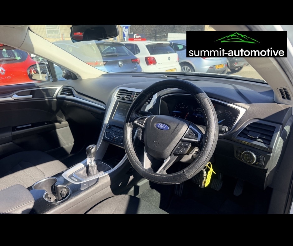 Used Ford Mondeo 2015 for sale - 78108301: Photo 2