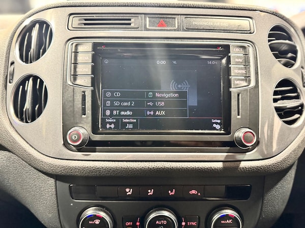 Used Volkswagen Tiguan 2015 for sale - 76120355: Photo 33