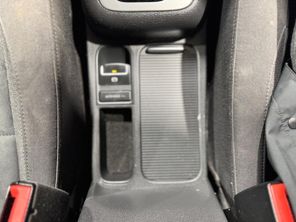 Used Volkswagen Tiguan 2015 for sale - 76120355: Photo 37