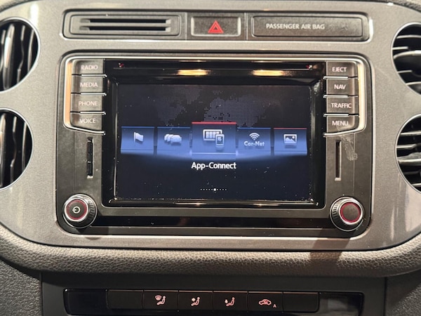 Used Volkswagen Tiguan 2015 for sale - 76120355: Photo 47