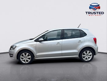 Used Volkswagen Polo 2014 for sale - 79254997: Photo