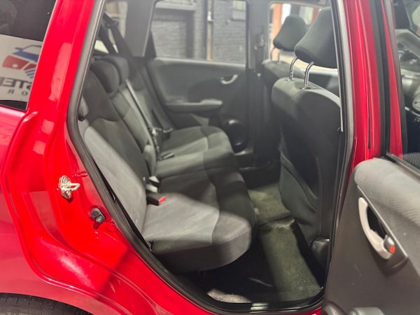 Used Honda Jazz 2009 for sale - 76198212: Photo 23