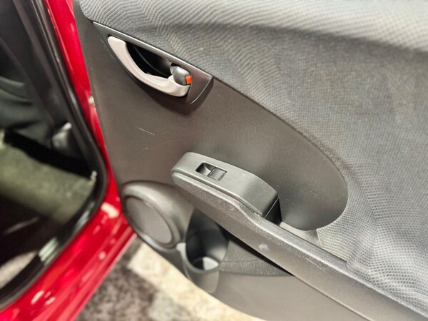 Used Honda Jazz 2009 for sale - 76198212: Photo 24