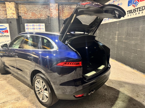 Used Jaguar F-Pace 2017 for sale - 76120303: Photo 13