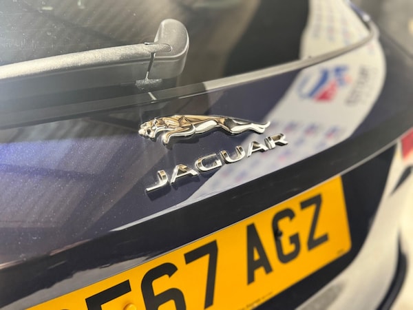 Used Jaguar F-Pace 2017 for sale - 76120303: Photo 15