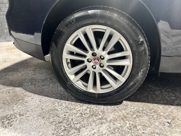 Used Jaguar F-Pace 2017 for sale - 76120303: Photo 23