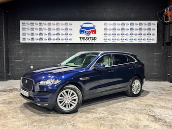 Used Jaguar F-Pace 2017 for sale - 76120303: Photo 2