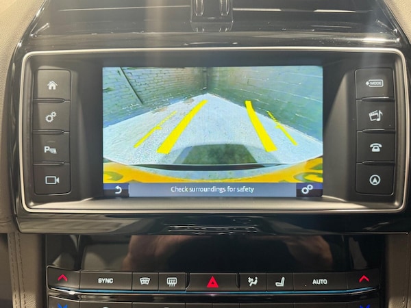 Used Jaguar F-Pace 2017 for sale - 76120303: Photo 40