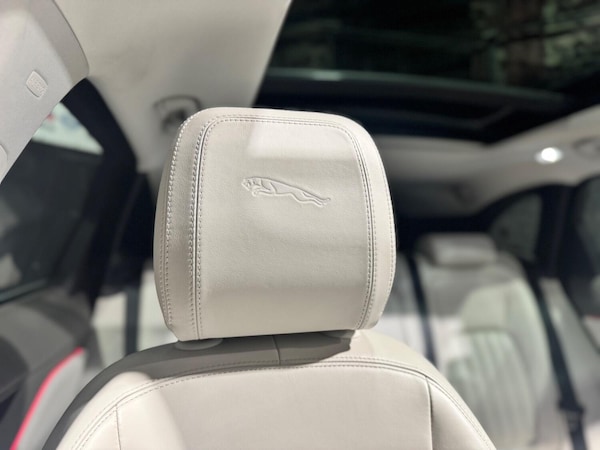 Used Jaguar F-Pace 2017 for sale - 76120303: Photo 60