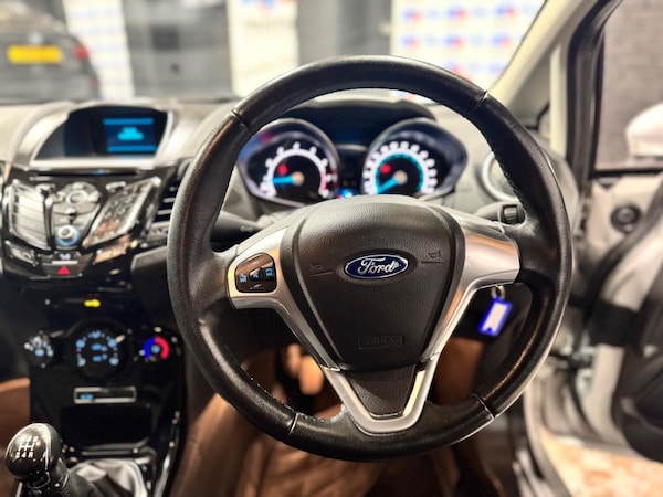 Used Ford Fiesta 2015 for sale - 75399523: Photo 21